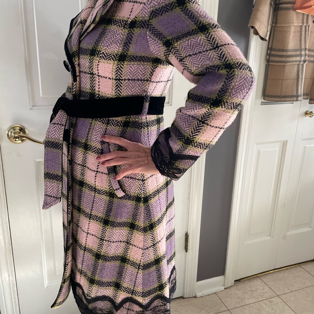 Unique Burberry Coat. Size Small / Extra Small. - image 2